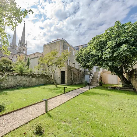 De L'art A La Maniere - D'hotes De Charme - 2 De Gamme - Ideal Couple & Famille - Piscine - Terrasse - Calme - 15min Saint-emilion - Experience Restauration D'oeuvre D'art Branne (Gironde)